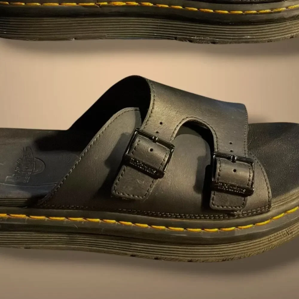Size 12 Men's DR. MARTENS Dax Hydro Matte Black Leather Slide Sandals VGUC